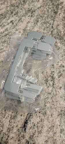 1000027628